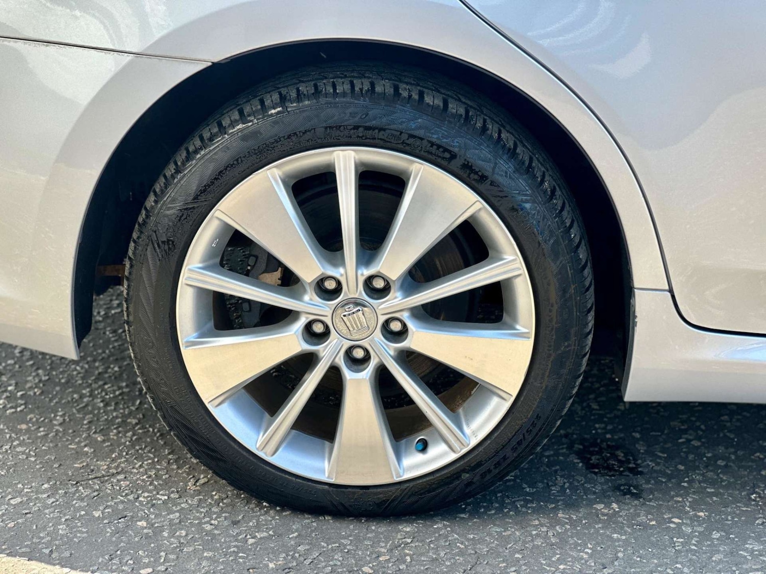 Used Toyota Crown 2025 for sale - 76601154: Photo 46