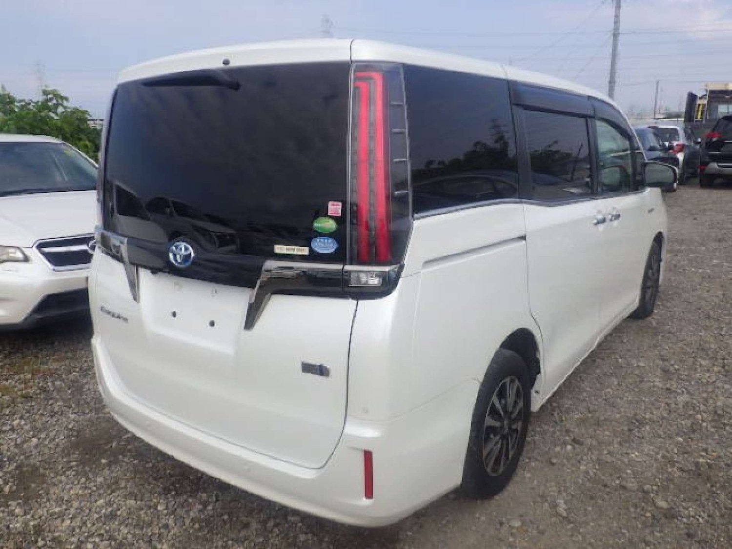 Used Toyota Voxy 2019 for sale - 77110165: Photo 5