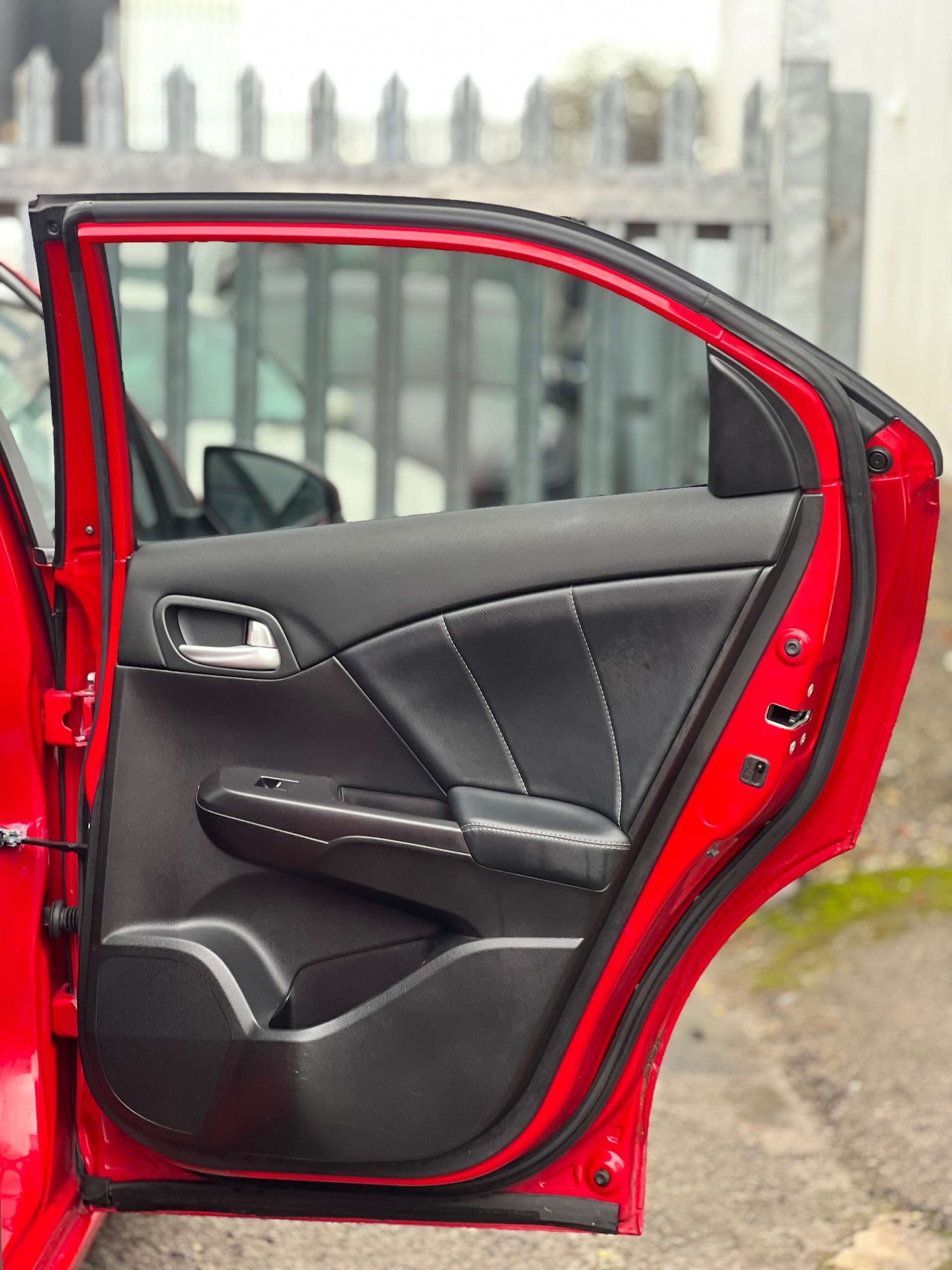 Used Honda Civic 2014 for sale - 77406139: Photo 50