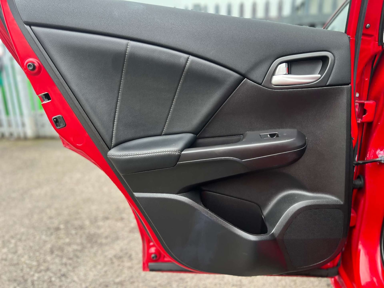 Used Honda Civic 2014 for sale - 77406139: Photo 53