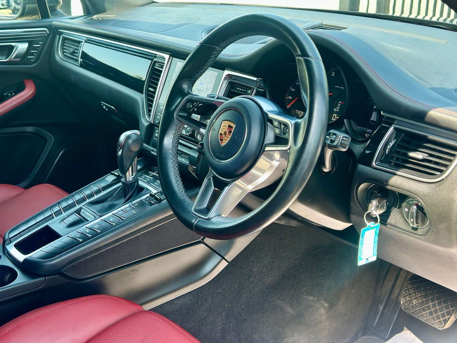 Used Porsche Macan 2024 for sale - 77003491: Photo 6