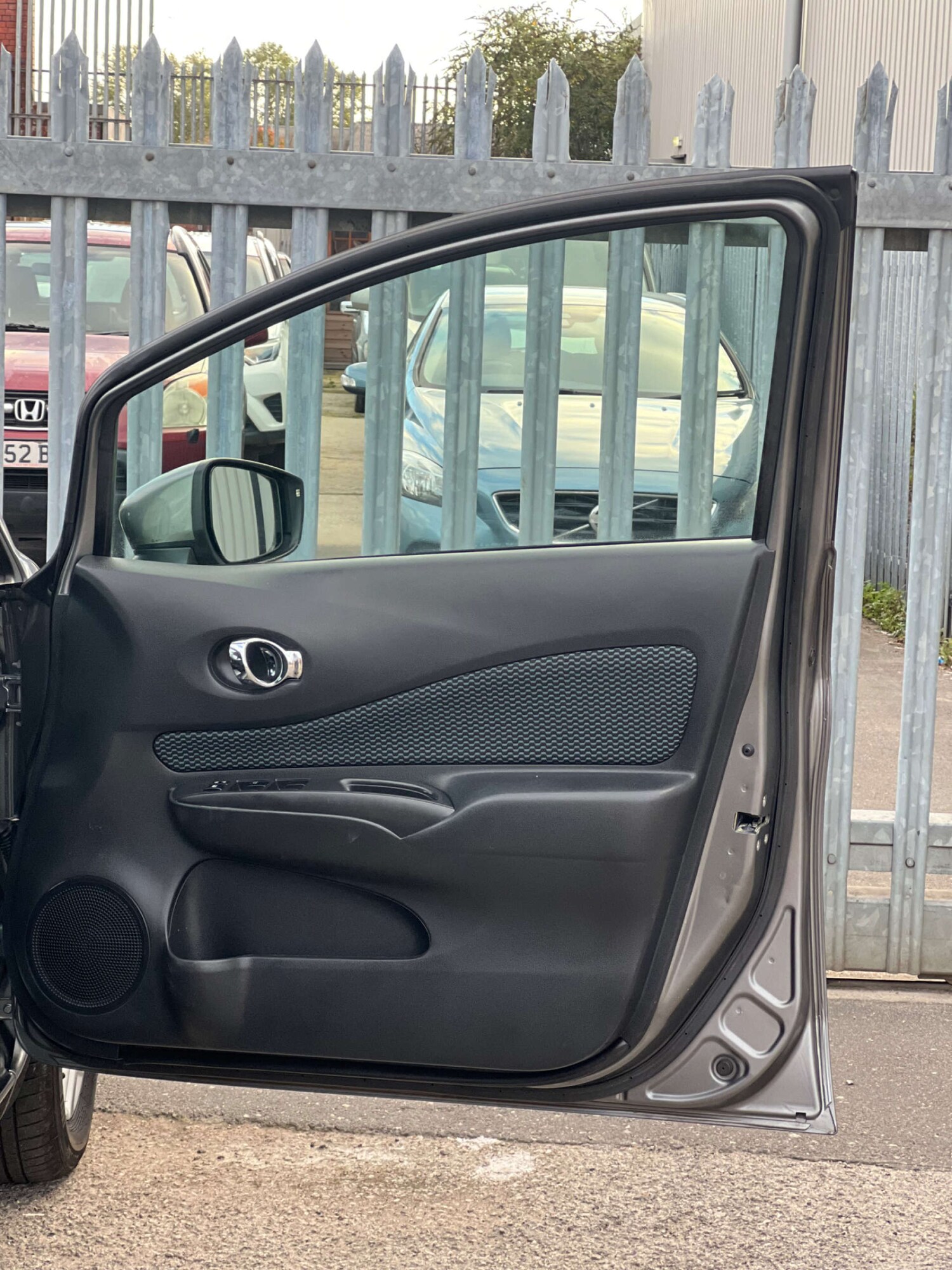 Used Nissan Note 2015 for sale - 76278171: Photo 29