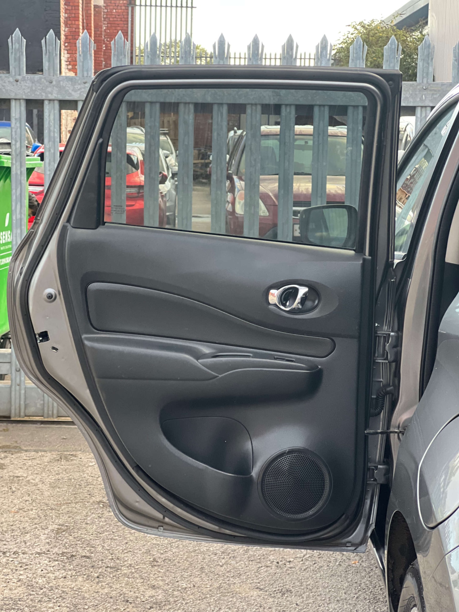 Used Nissan Note 2015 for sale - 76278171: Photo 31