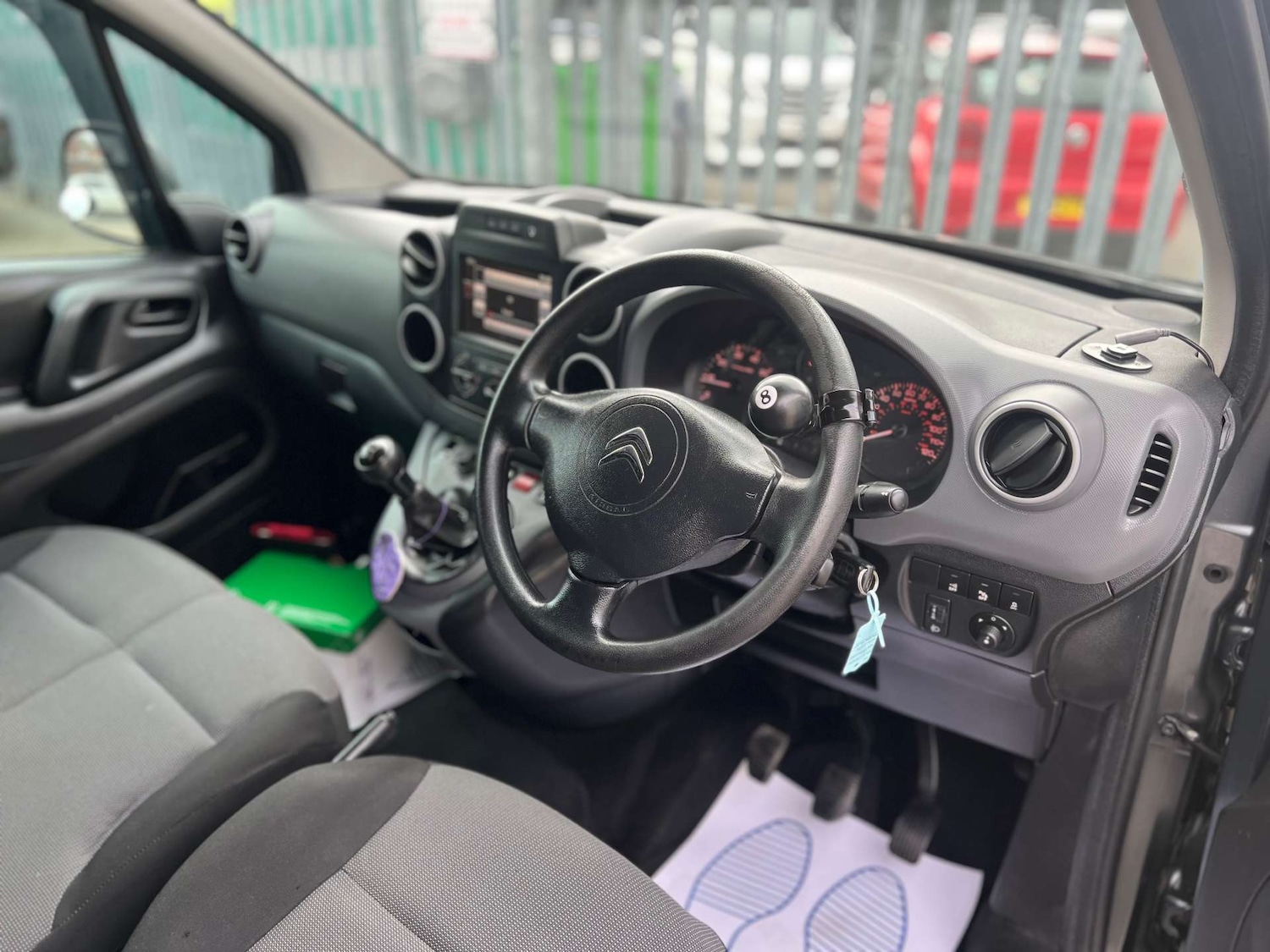 Used Citroen Berlingo 2017 for sale - 77845663: Photo 2