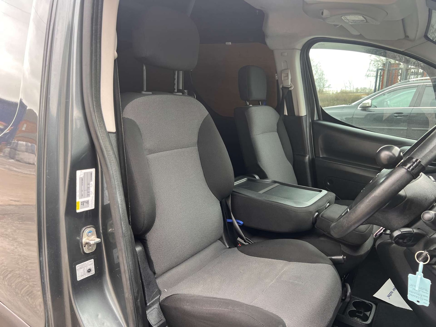 Used Citroen Berlingo 2017 for sale - 77845663: Photo 25