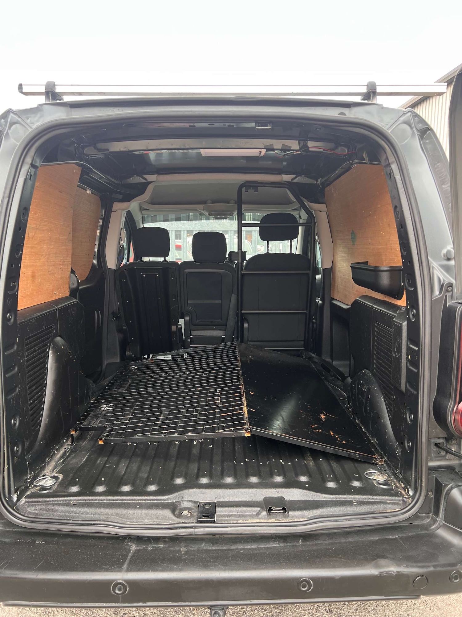 Used Citroen Berlingo 2017 for sale - 77845663: Photo 37