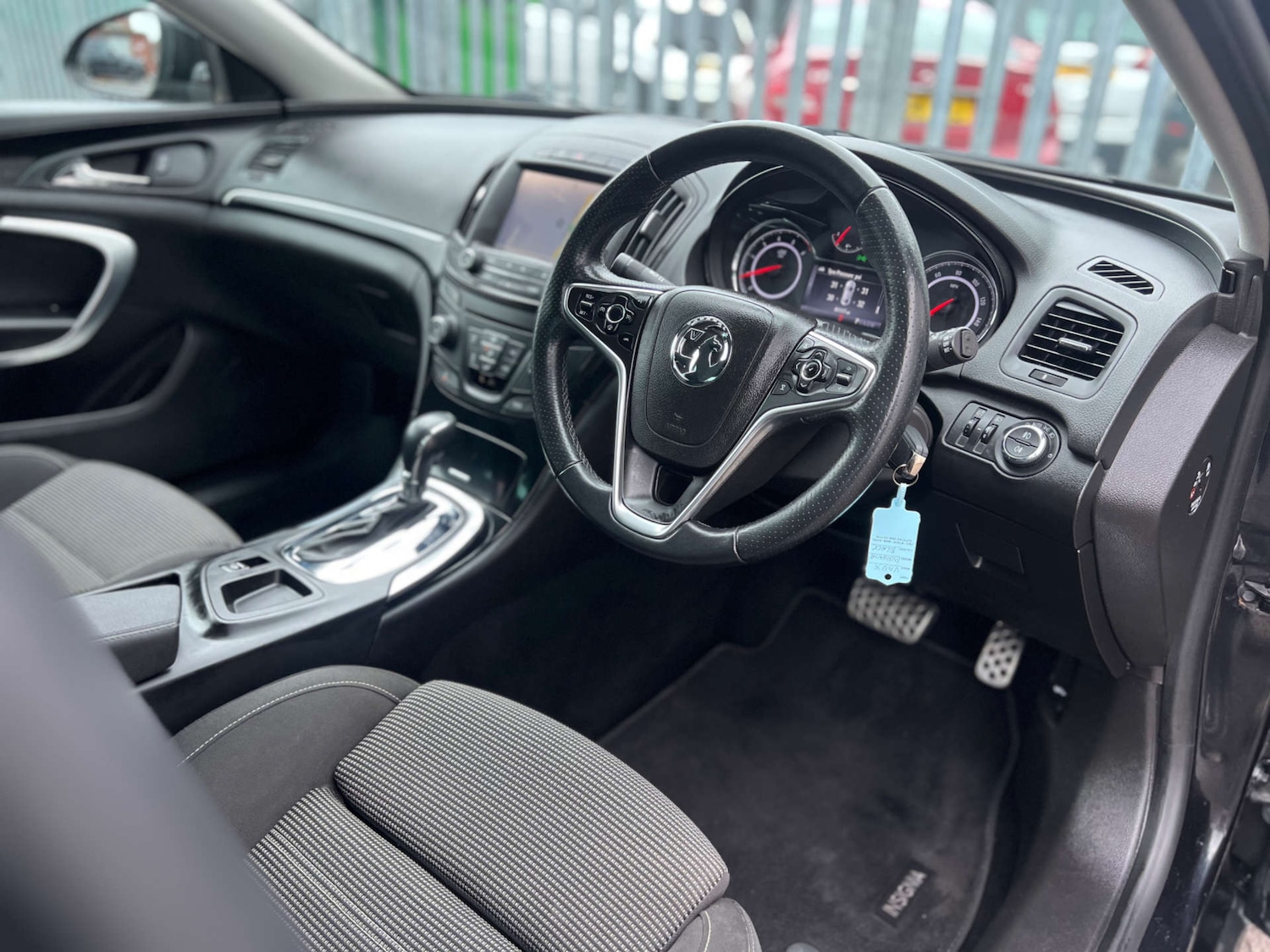 Used Vauxhall Insignia 2016 for sale - 77494144: Photo 3