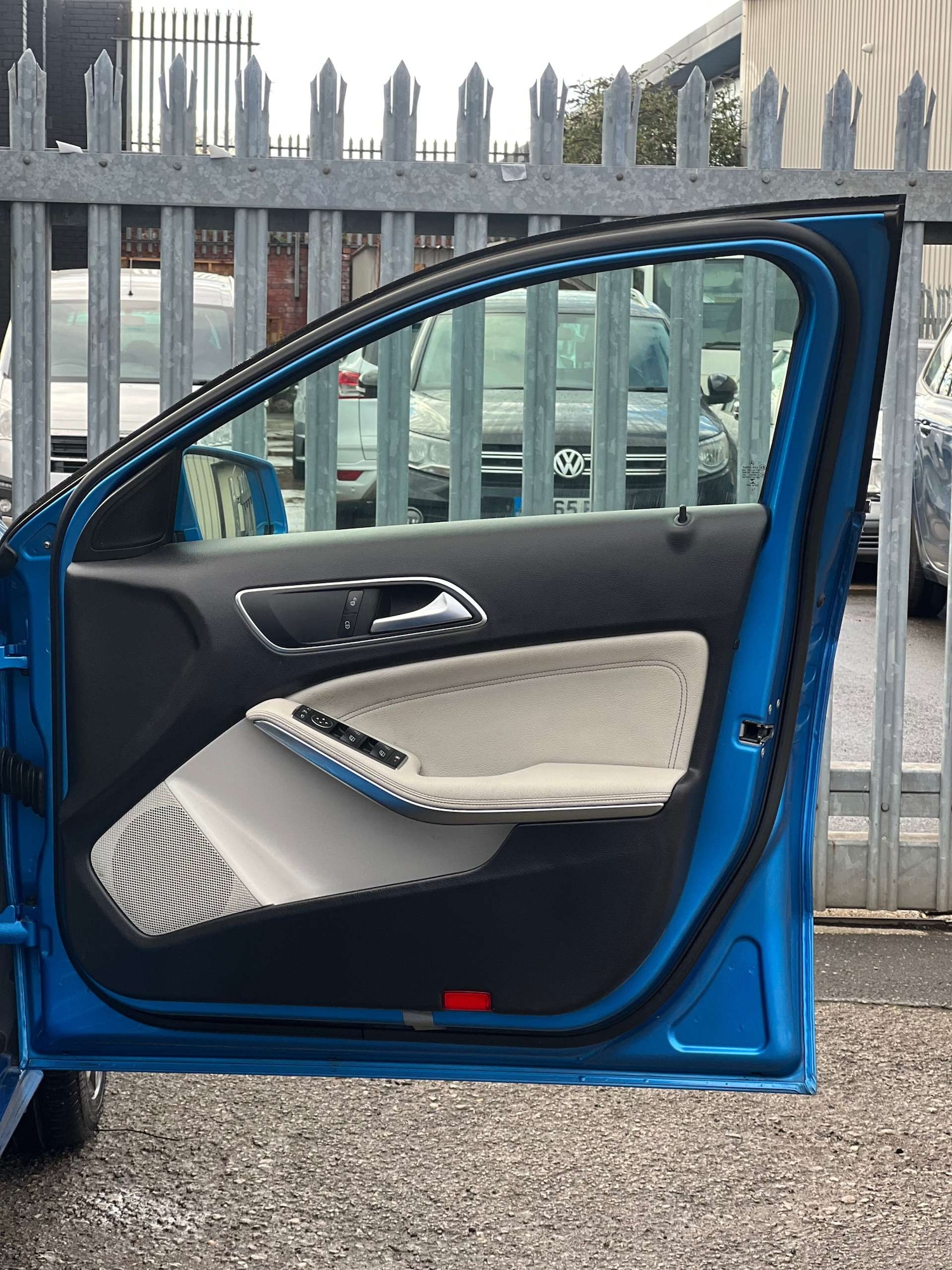 Used Mercedes-Benz A-Class 2013 for sale - 76565655: Photo 43