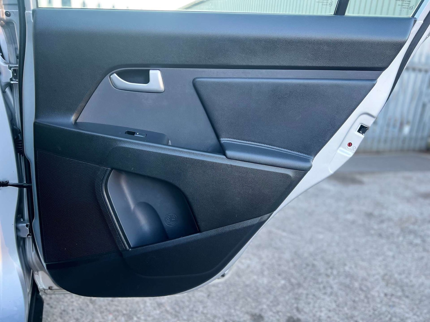 Used Kia Sportage 2011 for sale - 76643740: Photo 46