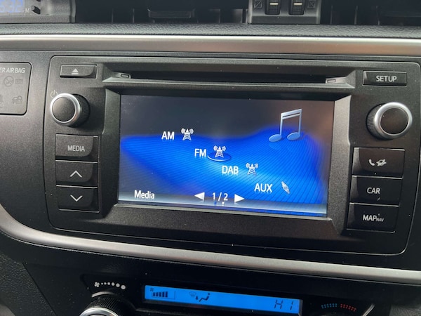 Used Toyota Auris 2014 for sale - 76296848: Photo 43