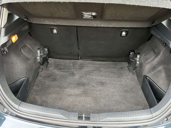 Used Toyota Auris 2014 for sale - 76296848: Photo 47