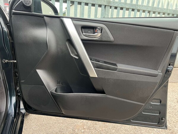 Used Toyota Auris 2014 for sale - 76296848: Photo 52