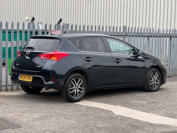Used Toyota Auris 2014 for sale - 76296848: Photo 7