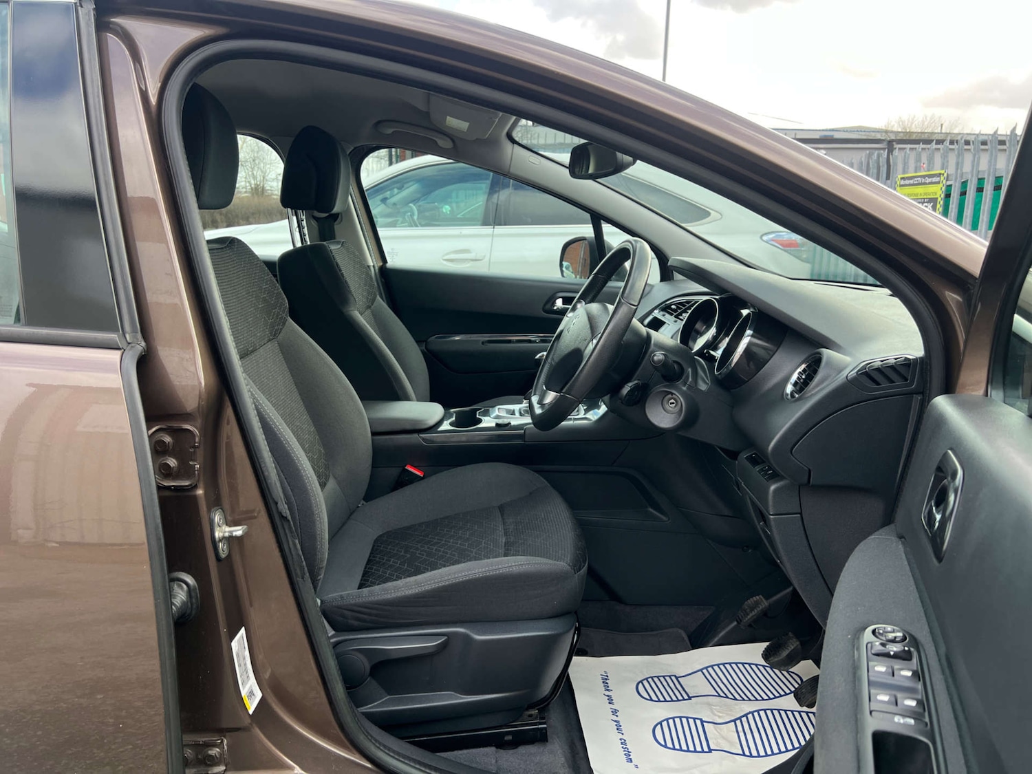 Used Peugeot 3008 2014 for sale - 77650490: Photo 14