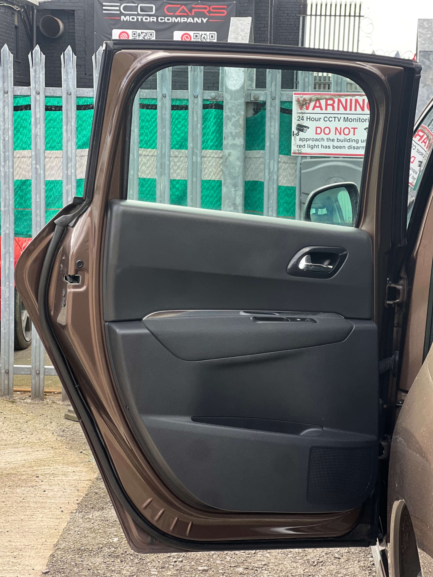 Used Peugeot 3008 2014 for sale - 77650490: Photo 46