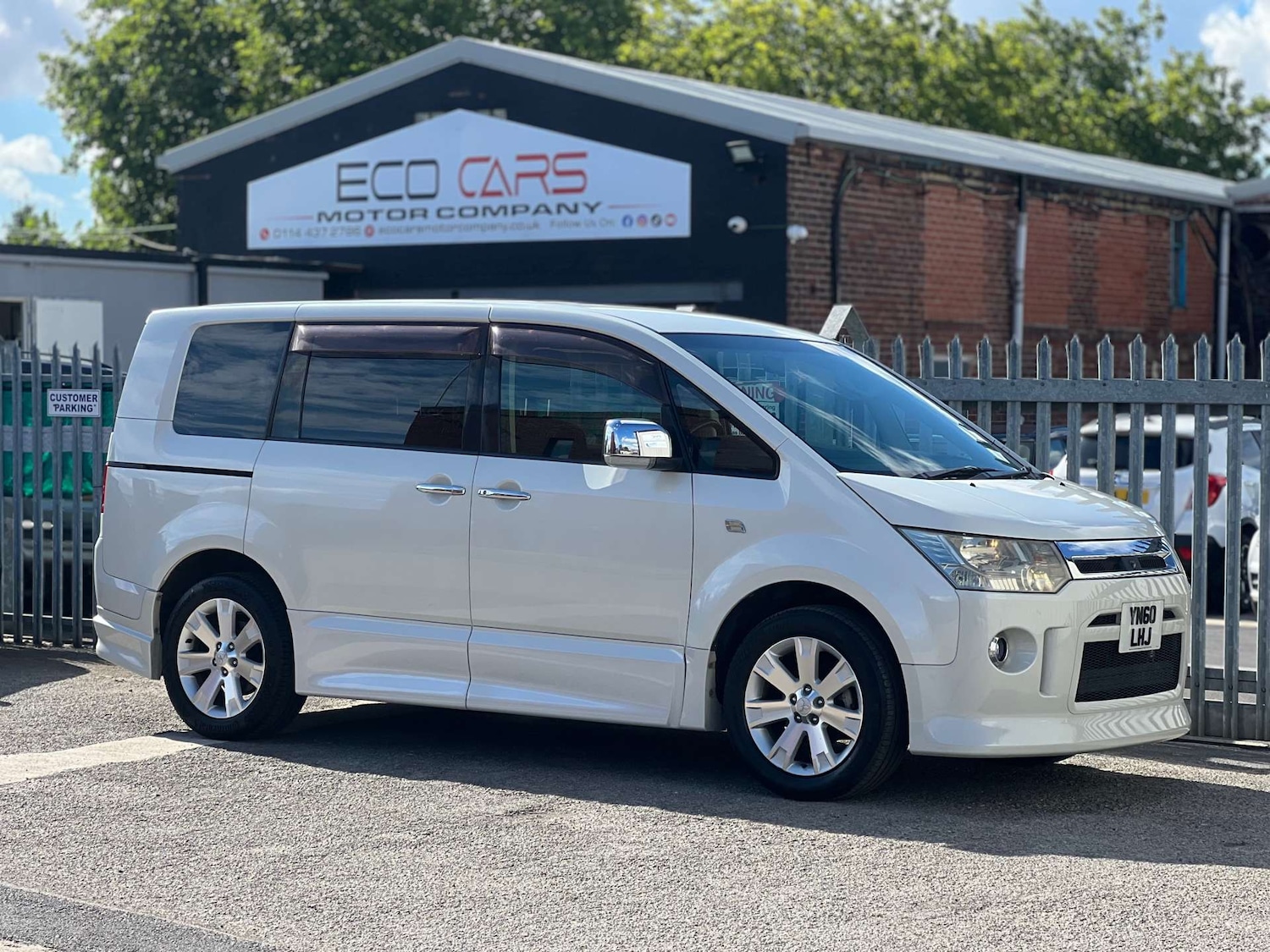 Used Mitsubishi Delica 2010 for sale - 76278101: Photo 26