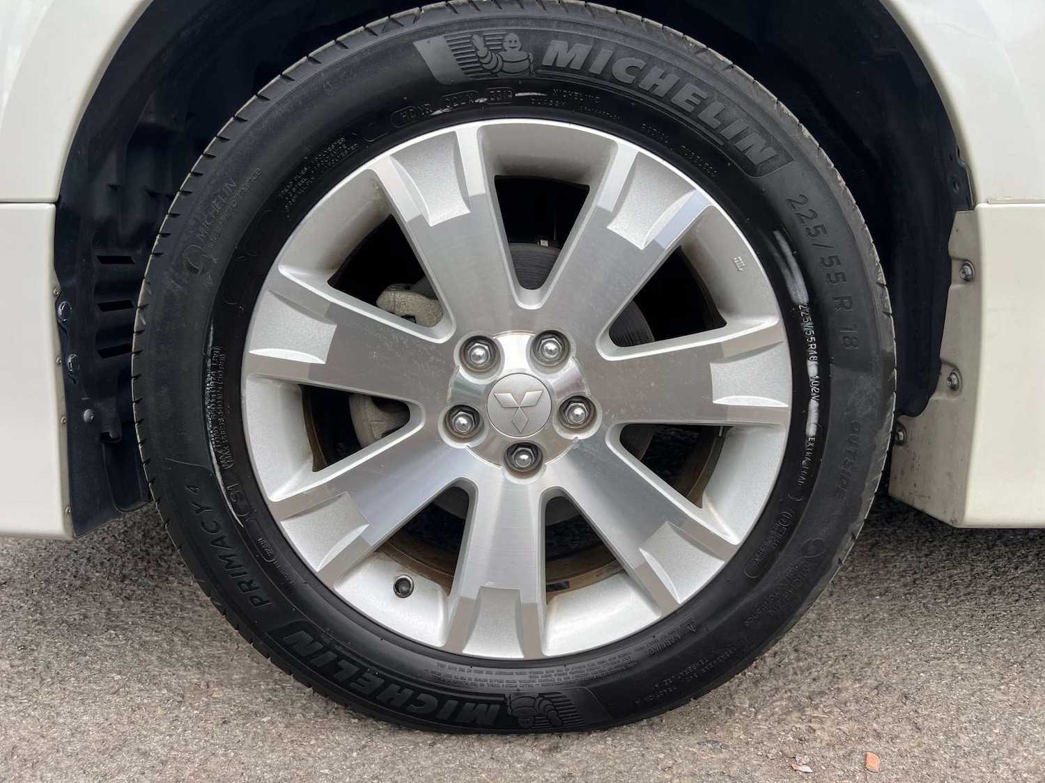 Used Mitsubishi Delica 2010 for sale - 76278101: Photo 85