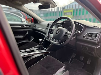 Used Renault Megane 2016 for sale - 77003509: Photo