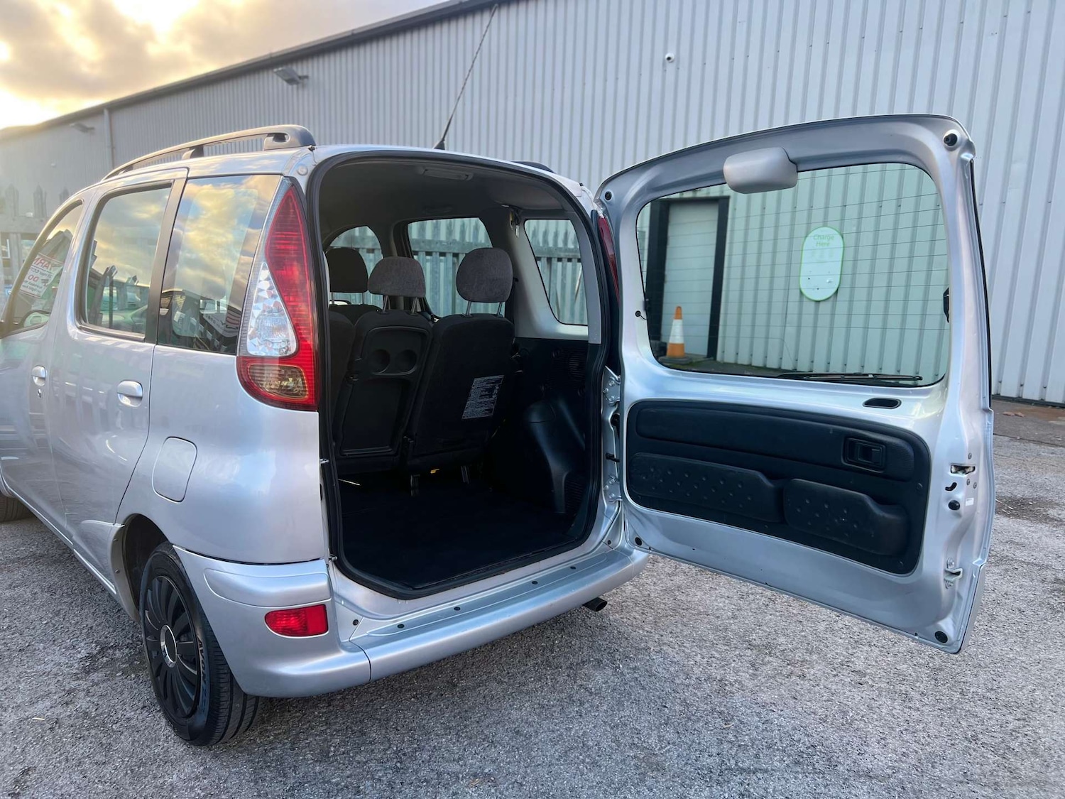 Used Toyota Yaris Verso 2006 for sale - 77003497: Photo 31