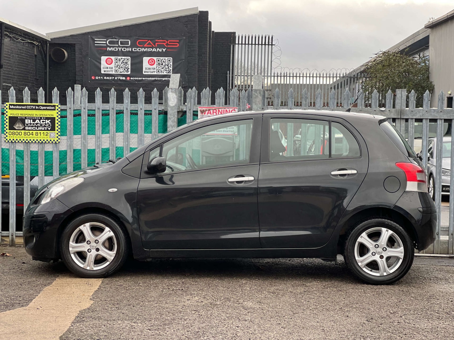 Used Toyota Yaris 2010 for sale - 77003517: Photo 13
