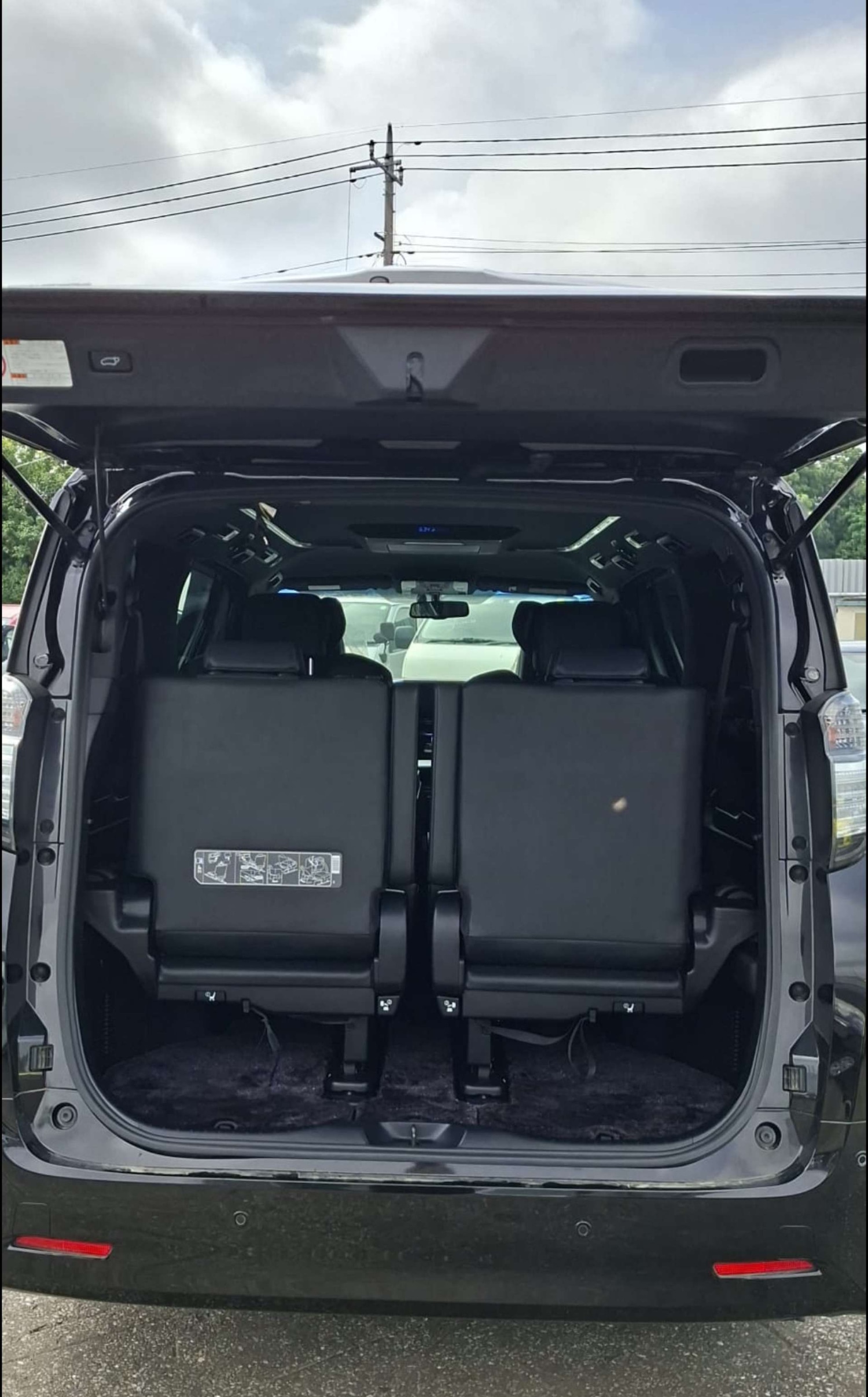 Used Toyota Vellfire 2015 for sale - 77003513: Photo 12