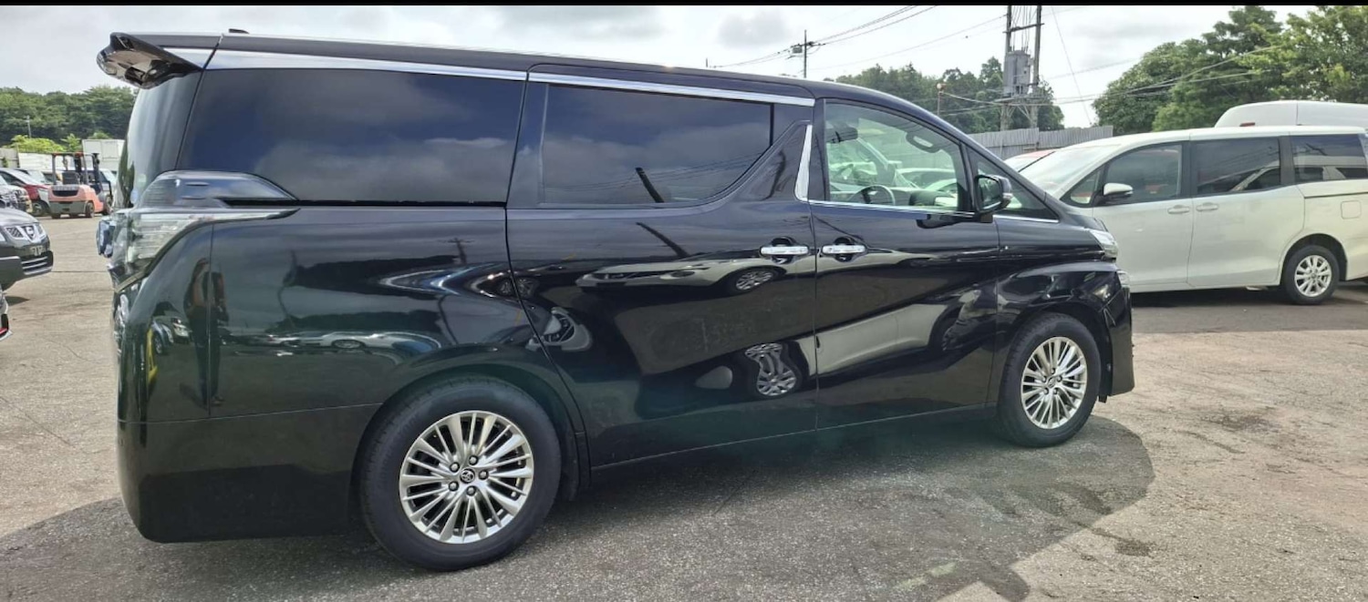 Used Toyota Vellfire 2015 for sale - 77003513: Photo 5