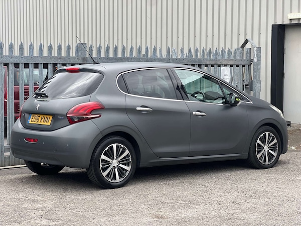 Used Peugeot 208 2016 for sale - 76252733: Photo 12