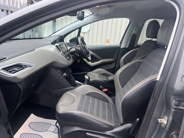 Used Peugeot 208 2016 for sale - 76252733: Photo 18