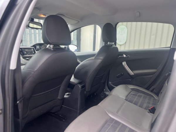 Used Peugeot 208 2016 for sale - 76252733: Photo 25