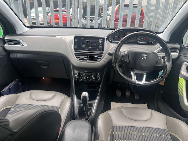 Used Peugeot 208 2016 for sale - 76252733: Photo 37