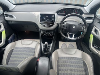 Used Peugeot 208 2016 for sale - 76252733: Photo 3