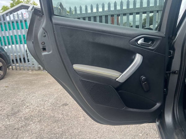 Used Peugeot 208 2016 for sale - 76252733: Photo 45