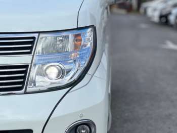 Used Nissan Elgrand 2009 for sale - 74594972: Photo