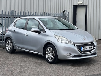 Used Peugeot 208 2013 for sale - 79070784: Photo