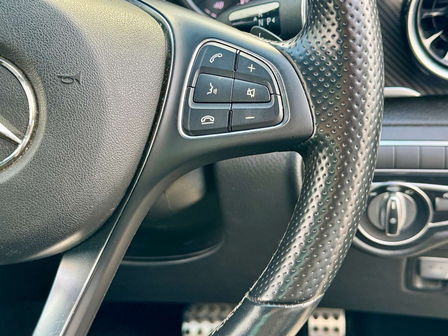 Used Mercedes-Benz V-Class 2020 for sale - 76520316: Photo 63