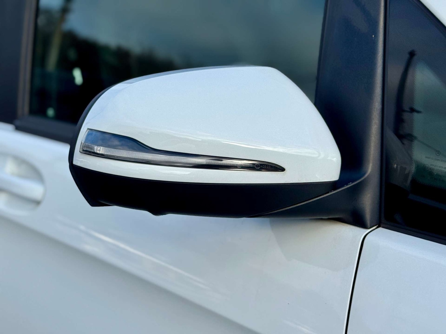 Used Mercedes-Benz V-Class 2020 for sale - 76520316: Photo 95