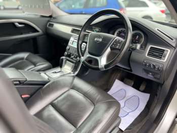 Used Volvo V70 2011 for sale - 74683594: Photo