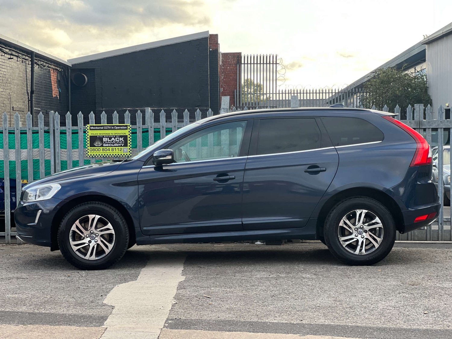 Used Volvo XC60 2015 for sale - 77003493: Photo 13