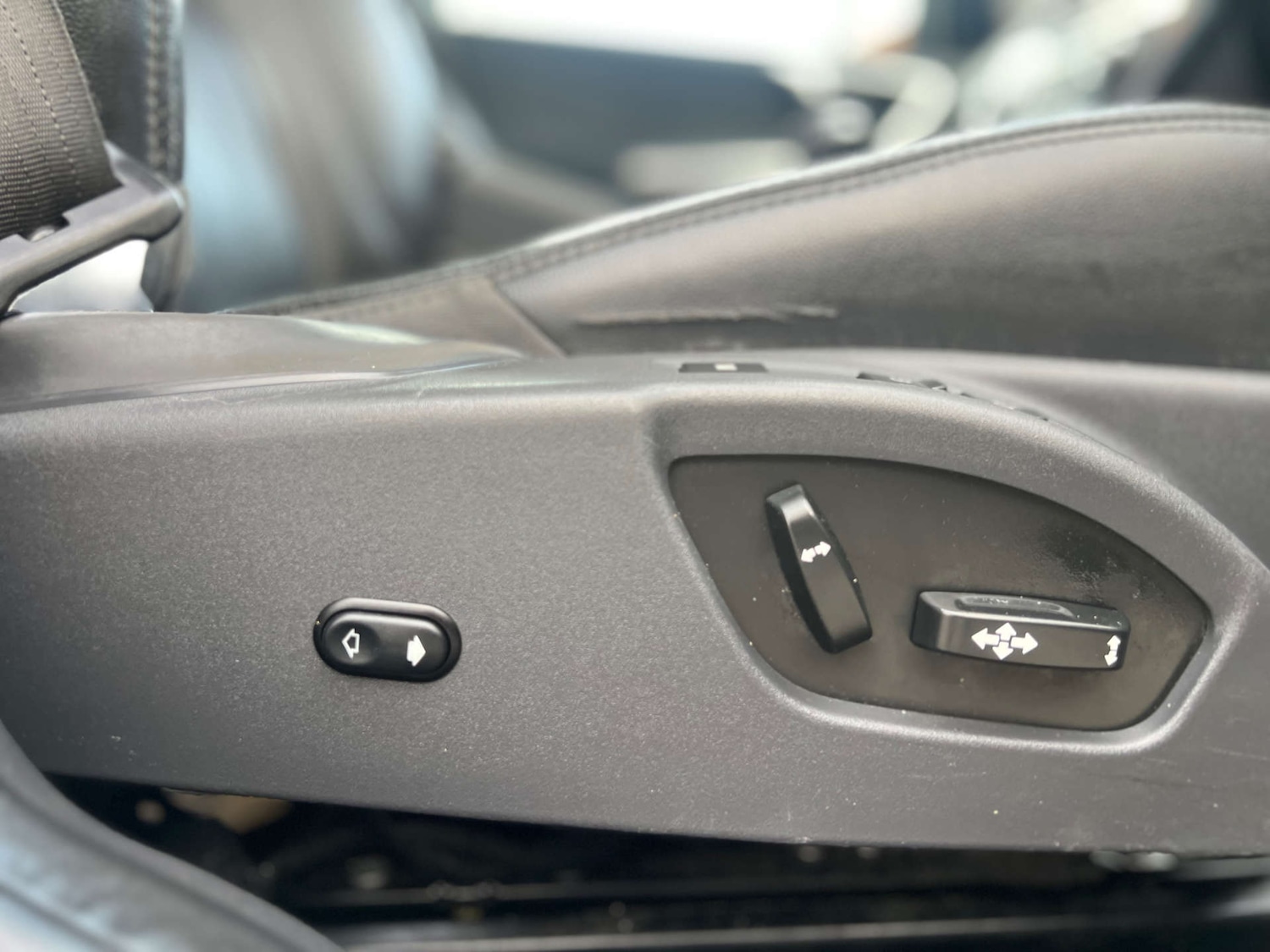 Used Volvo XC60 2015 for sale - 77003493: Photo 48