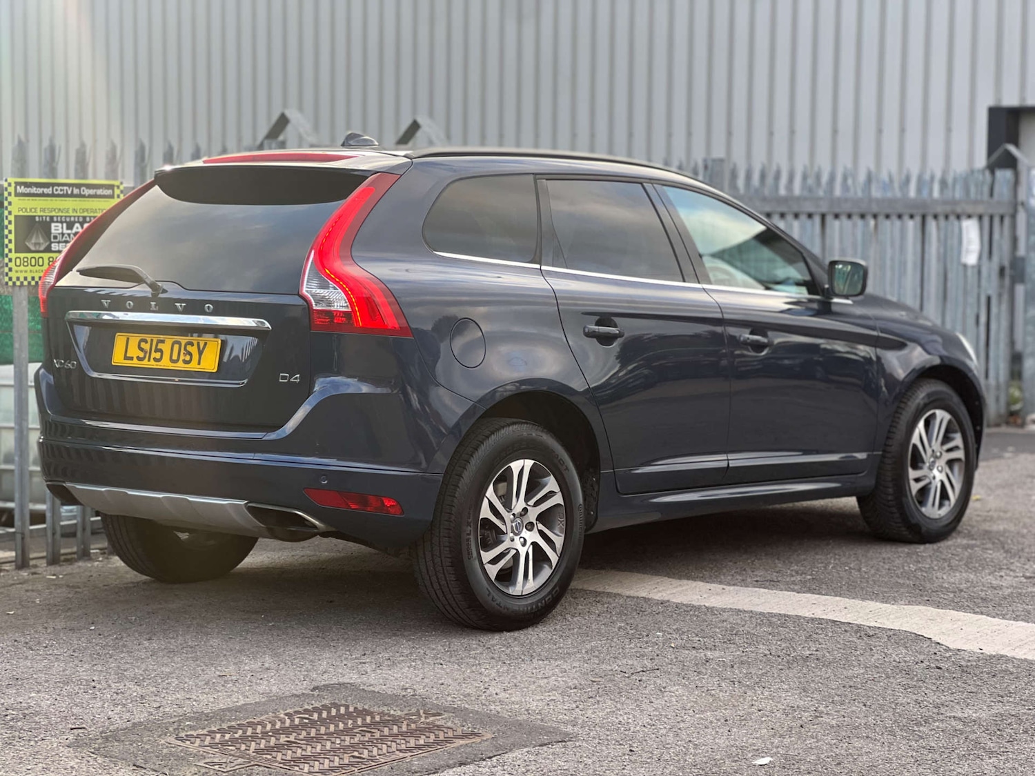 Used Volvo XC60 2015 for sale - 77003493: Photo 5