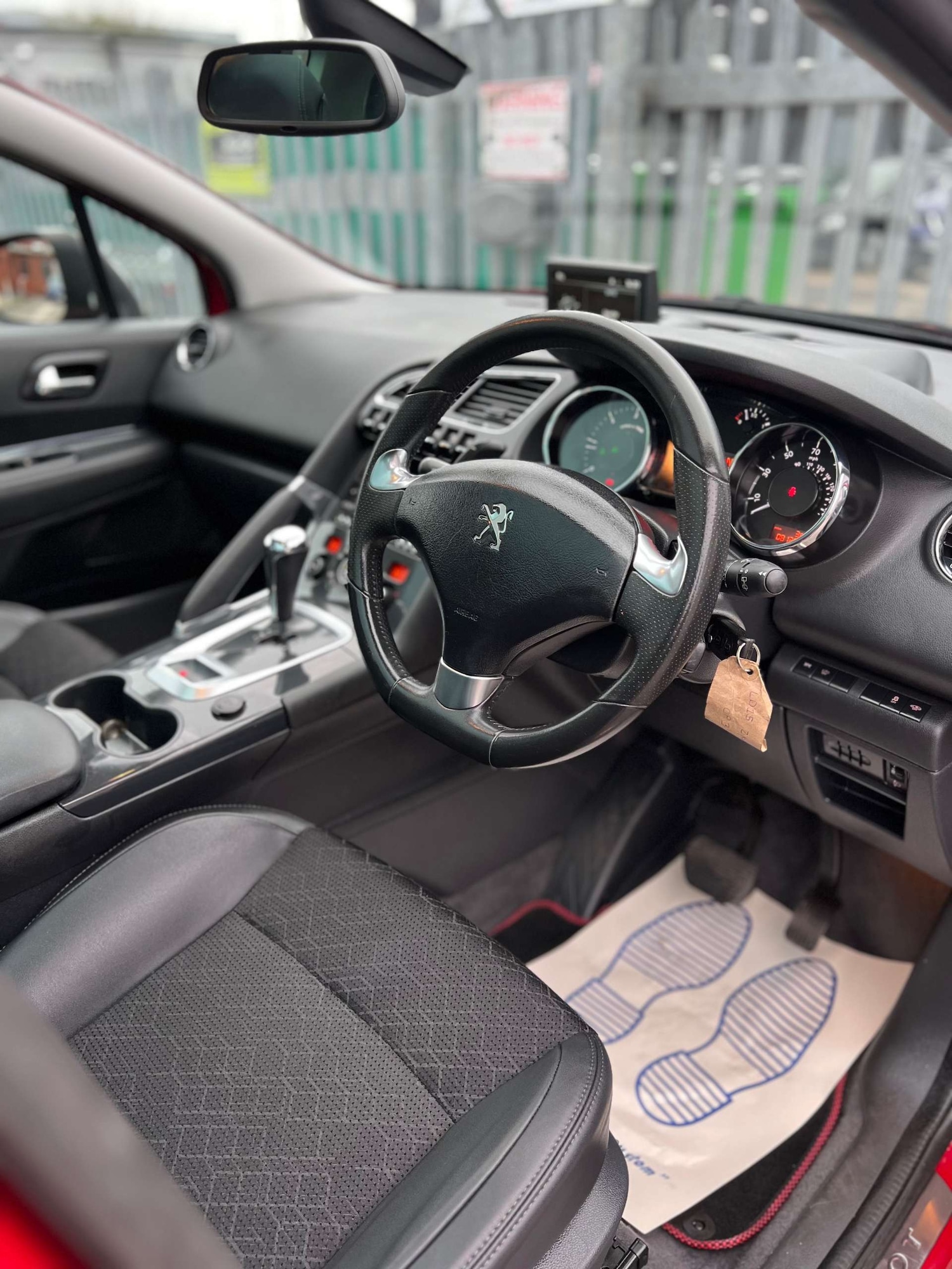 Used Peugeot 3008 2015 for sale - 77799736: Photo 10