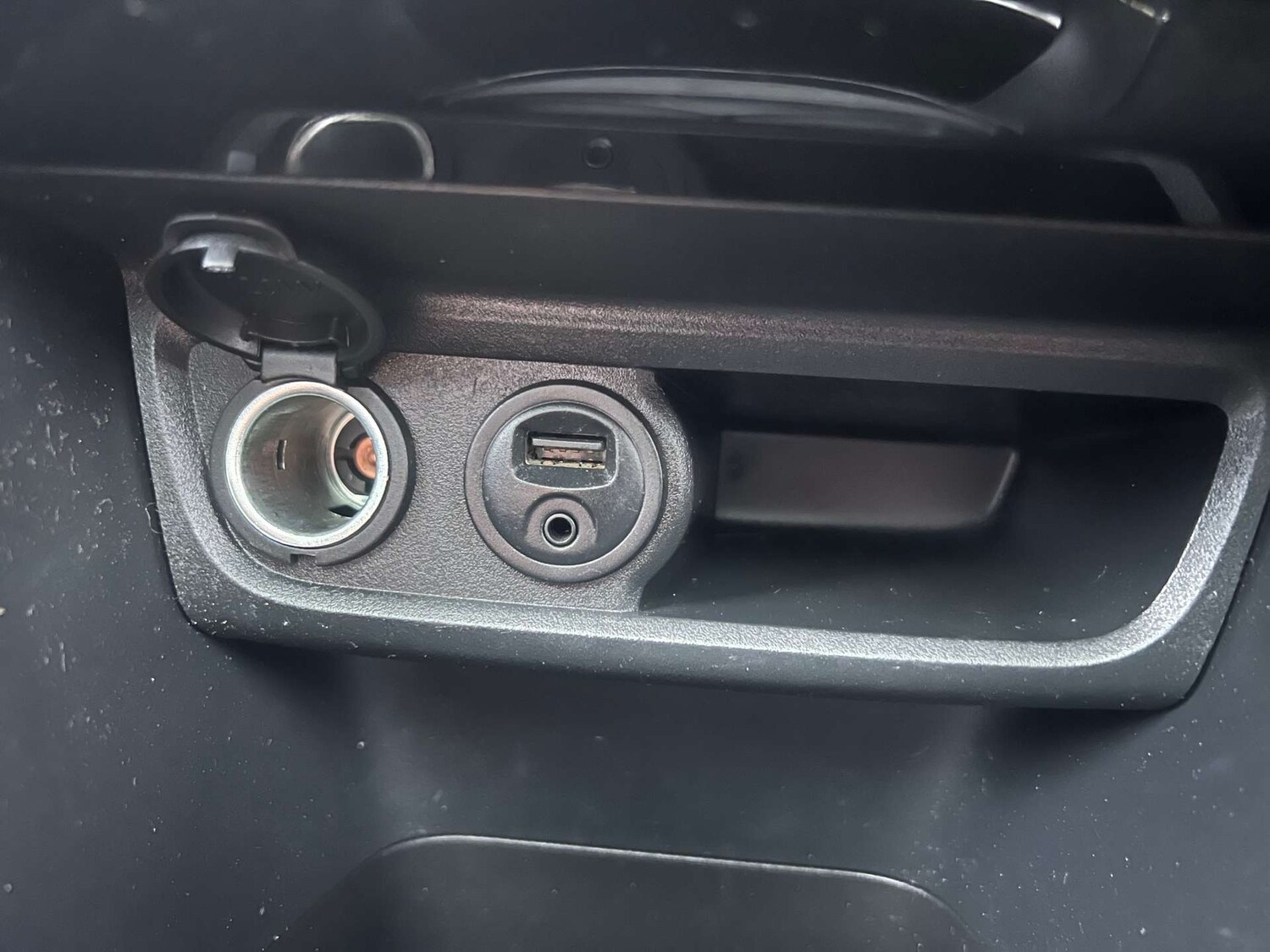 Used Peugeot 2008 2013 for sale - 78003826: Photo 29