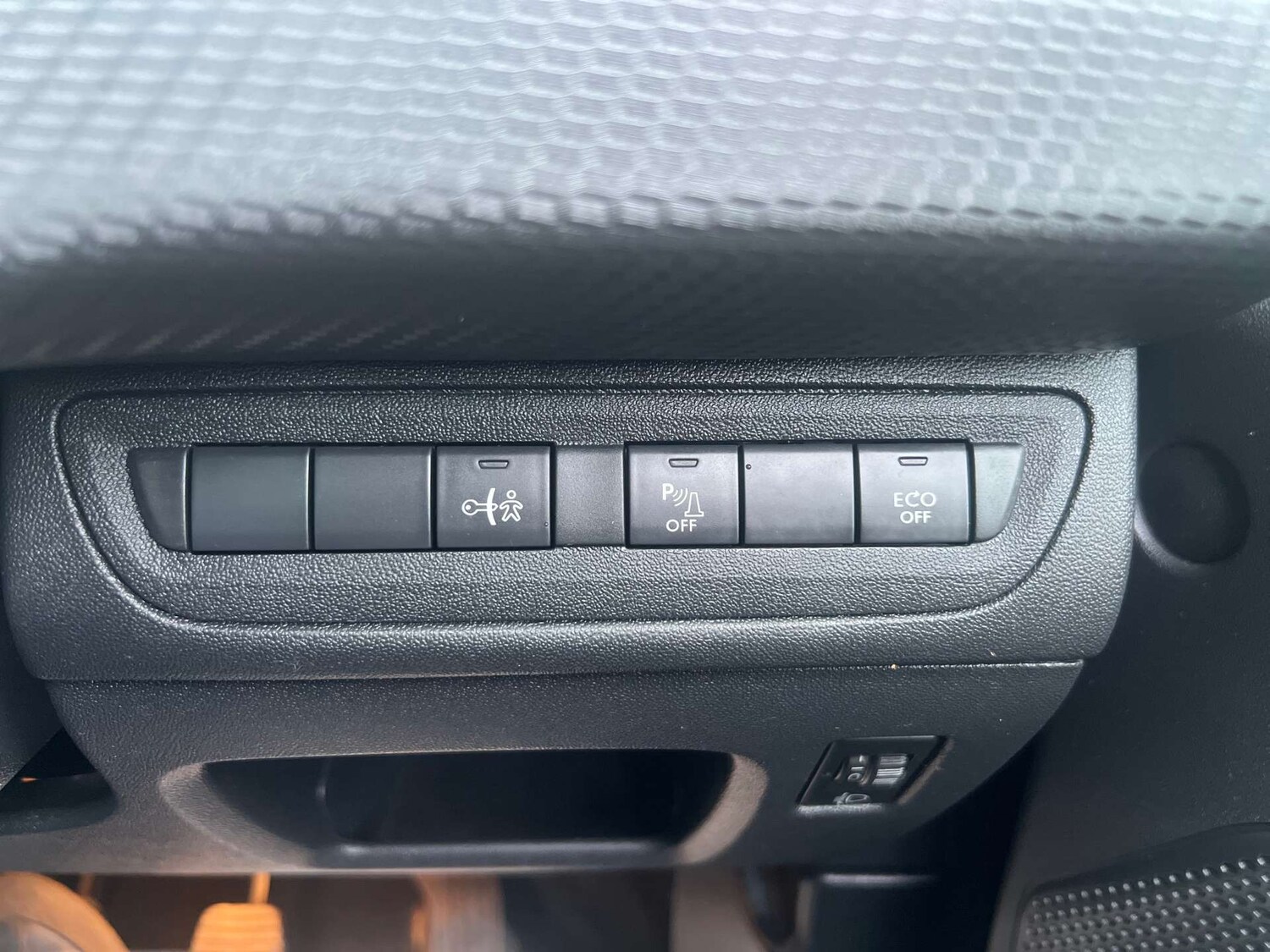 Used Peugeot 2008 2013 for sale - 78003826: Photo 34