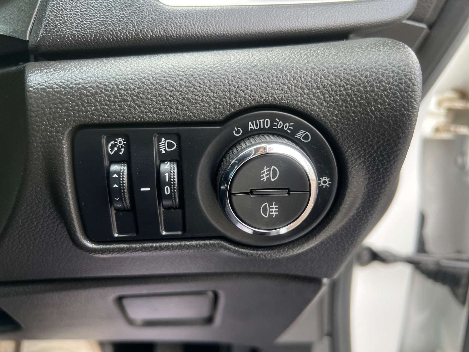 Used Vauxhall Astra GTC 2013 for sale - 77003496: Photo 37