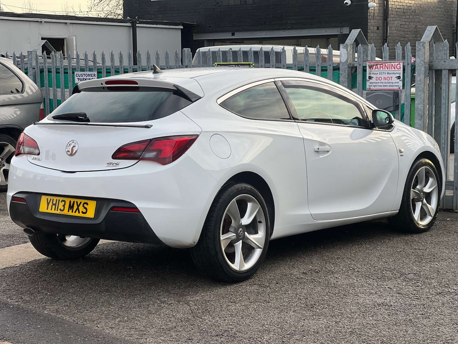 Used Vauxhall Astra GTC 2013 for sale - 77003496: Photo 9