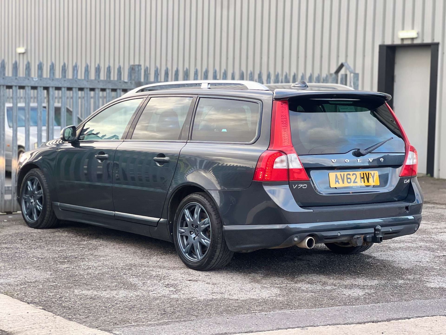 Used Volvo V70 2012 for sale - 76896340: Photo 10