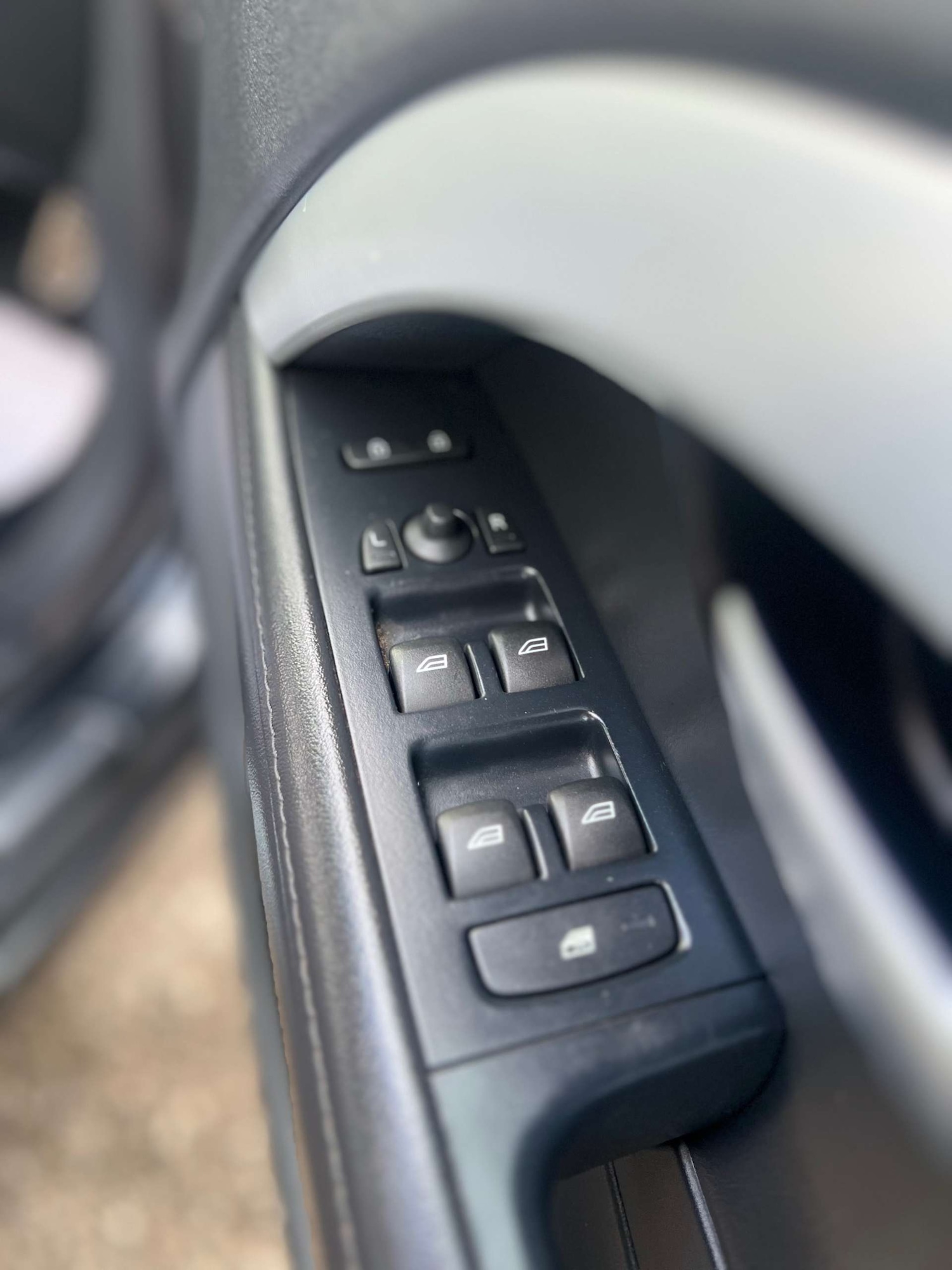 Used Volvo V70 2012 for sale - 76896340: Photo 29