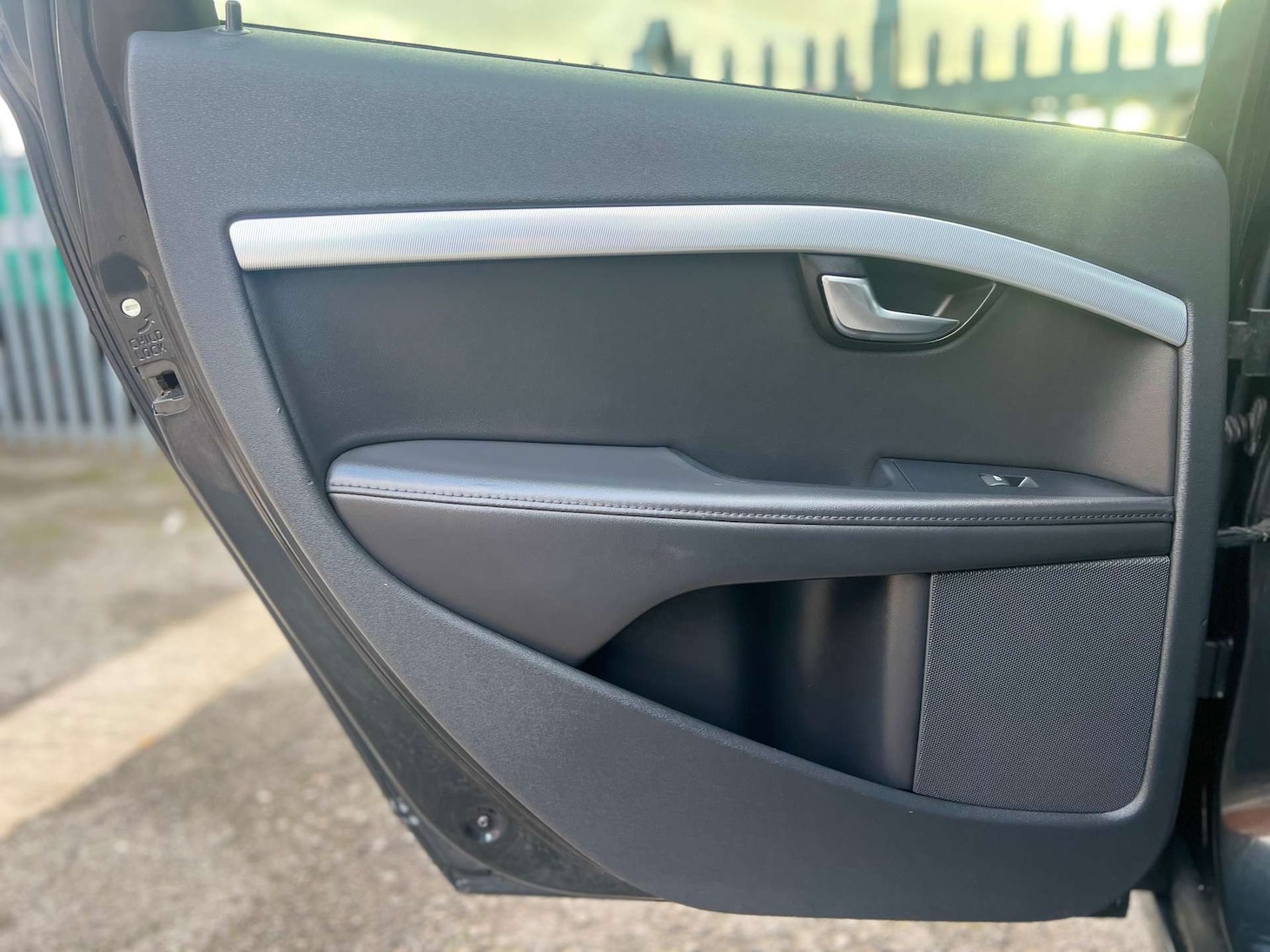 Used Volvo V70 2012 for sale - 76896340: Photo 51