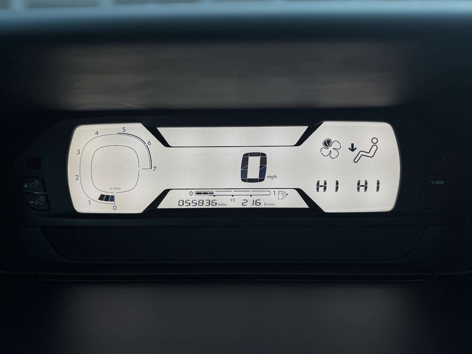 Used Citroen C4 Picasso 2016 for sale - 77336954: Photo 46