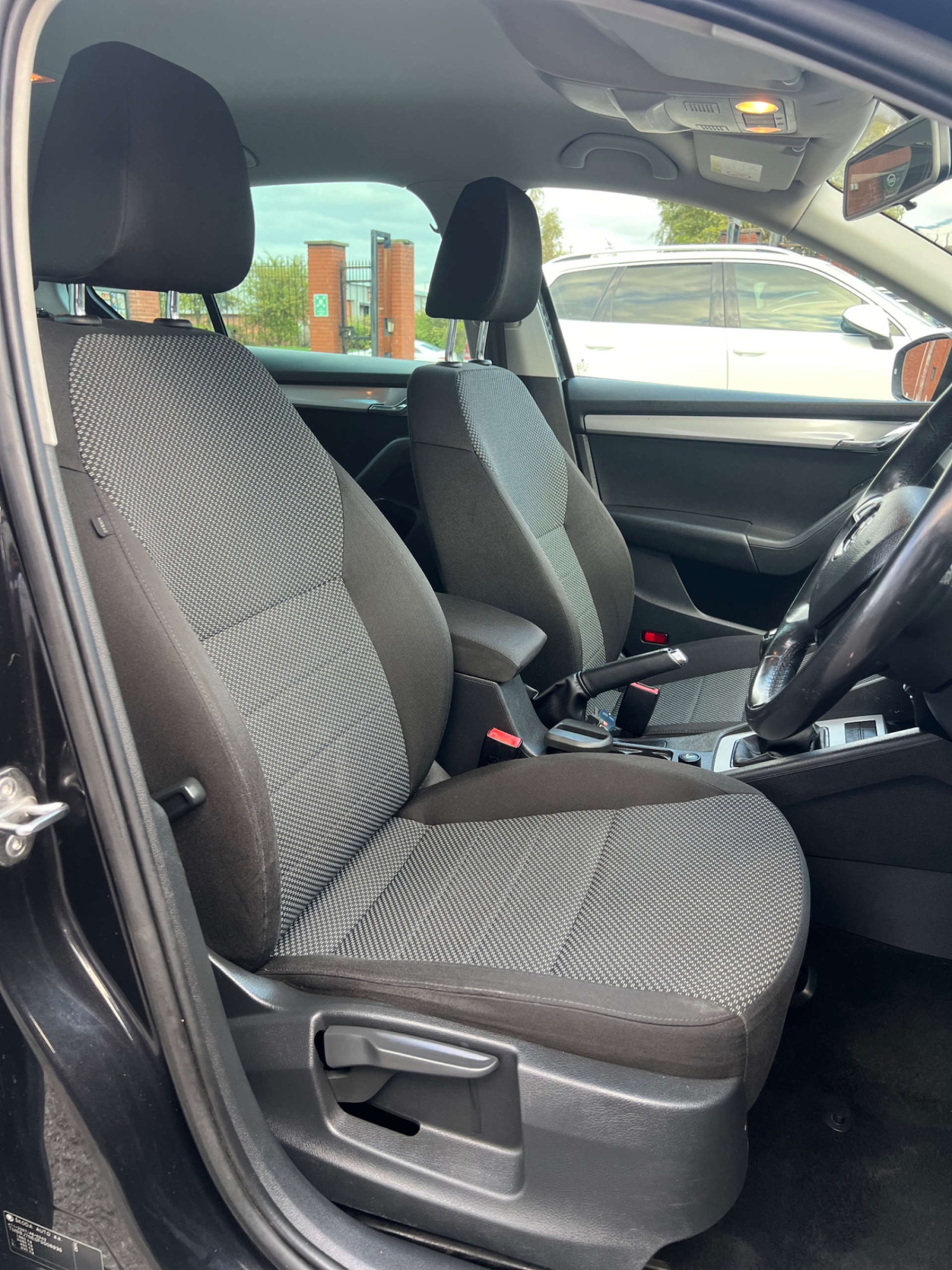 Used Skoda Octavia 2014 for sale - 76139827: Photo 14